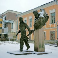 Монумент "Два капитана" :: Ольга Маркова