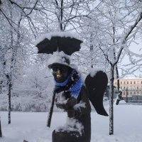 Петербургский ангел зимой :: Сергей К 
