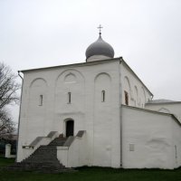 Церковь Успения на Торгу. 1135 год, XV-XVIII в.в. :: Ирина ***
