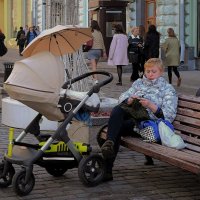 Пока директор спит! А говорят, что бабушки перестали вязать, не верьте! :: Татьяна Помогалова