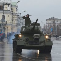 по Омску танки грохотали :: Savayr 