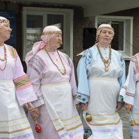 Есть женщины в русских селеньях... :: Ольга Русакова