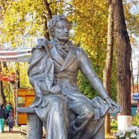 Памятник А.С.Пушкину :: Галина Каюмова