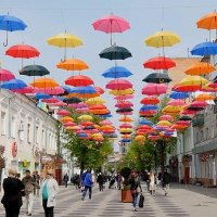 Аллея зонтиков в Житомире. :: Татьяна 