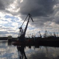 Порт (Мурманск) :: Нинель Полякова