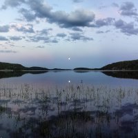 Луна над Ладогой :: Nika Polskaya