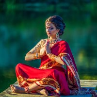 Дианочка в образе Индийской красавицы :: Елена ПаФОС