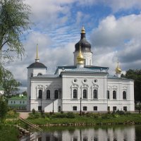 Спасо-Елеазаровский монастырь :: Дмитрий Солоненко