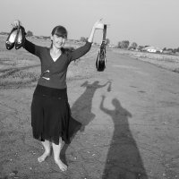 Танец с тенями на перекрёстке :: Светлана Рябова-Шатунова
