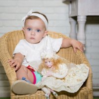 Маленькая модель с куклой :: Valentina Zaytseva