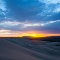 Закат в песках :: Геннадий Мельников