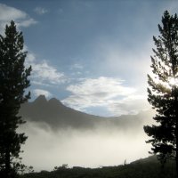 Туман в горах :: Валерий 