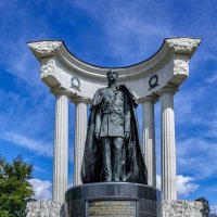 Памятник императору Александру II :: Николай Николенко