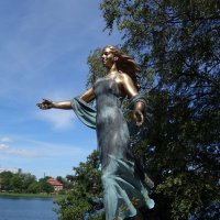 Скульптура в парке Стокгольма :: Елена 