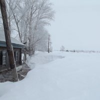 Никак не хочет снег задувать наш дом :: Светлана Рябова-Шатунова