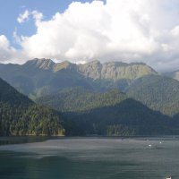 Озеро Рица ,Абхазия :: Наталья Мельникова