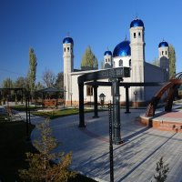 Мечеть новострой :: Сергей Ермишкин