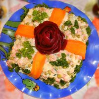 Новогодний салат оливье :: Александр Бойченко