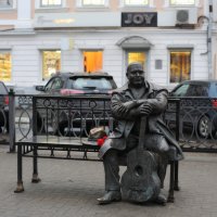Памятник М.Кругу :: Mamatysik Наталья Бурмистрова