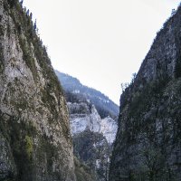 Юпшарский каньон или ущелье "Каменный мешок" :: Татьяна Дружинина