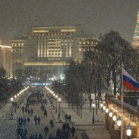 Зимний вечер в Москве :: Svetlana Shalatonova