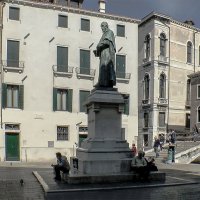 Venezia. Piazza Santa Fosca. Il Monumento A Paolo Sarpi. :: Игорь Олегович Кравченко