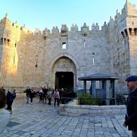 Дамасские ворота Иерусалима :: Александр Корчемный