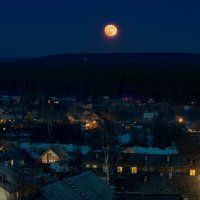 Взошла луна над селом :: Светлана Коротких