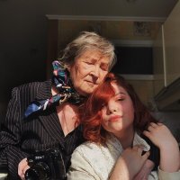 Бабушка и внучка :: Борис 