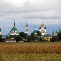 Спасо-Яковлевский монастырь :: Юрий Моченов