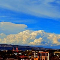 Кучевые  облака над  горным :: Евгений БРИГ и невич
