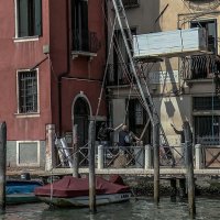 Venezia. Sollevamento di materiali. :: Игорь Олегович Кравченко