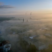На спящий город опускается туман :: Валерий Горбунов
