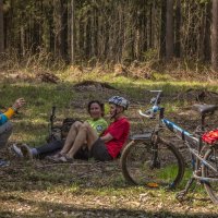Интервью в лесу на привале :: Сергей Цветков