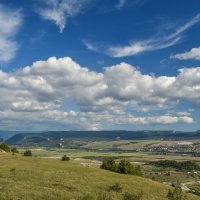 Бельбекская долина, май :: Игорь Кузьмин