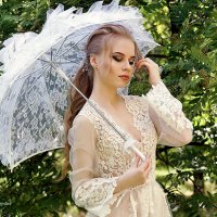 Будуарное платье :: Татьяна Захарова