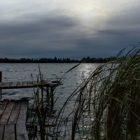 вечер на  озере :: Владимир Зеленцов