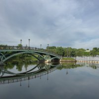 Мост к фонтану. :: Александр Сергеевич 
