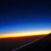 Заход солнца на высоте 11 000 м :: Oleg K