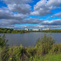 Первый день осени... :: Владимир Жданов