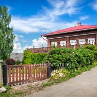 Ворота у дома :: Юлия Батурина