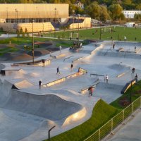 Скейт-парк, памп-трек и площадки для стритбола в экстрим-парке «Урам» :: Наиля 