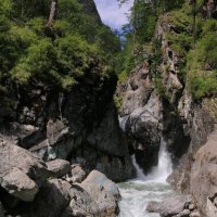 Водопад на реке Кынгырга :: Ольга 