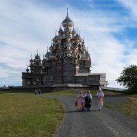 Неожиданная встреча в Кижах.. :: Анатолий Грачев