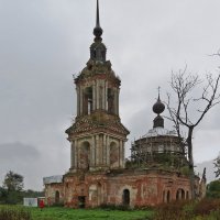 Церковь Благовещения в Апухтине :: Евгений Кочуров