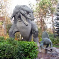 Динозавры Новосибирского зоопарка :: Марина Таврова 