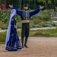 Танцы в Ботаническом саду :: Александр Буторин