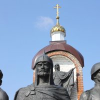 Памятник "850 лет Ельцу" :: Gen Vel