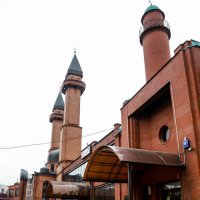 Суннитскую мечеть «Ярдям» :: Мираслава Крылова