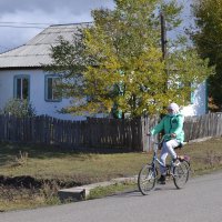 Велосипед в Каркаралинске... :: Андрей Хлопонин